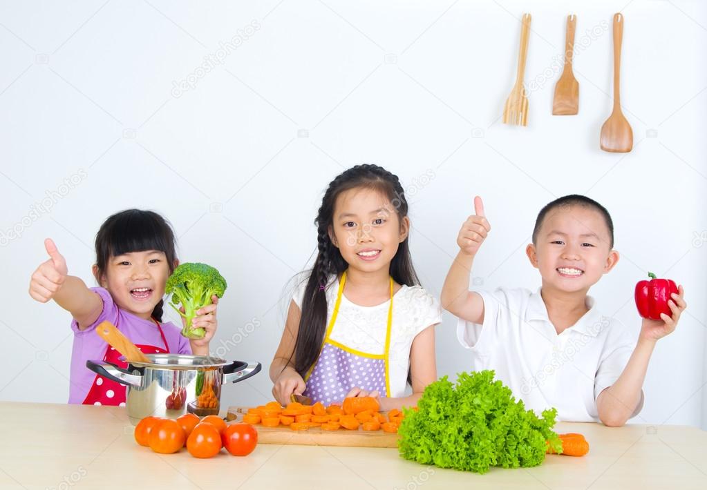 Asian kids Stock Photo by ©yongtick 82828614