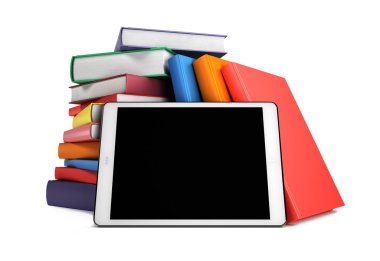 Yığın kitap ön planda bir tablet ile