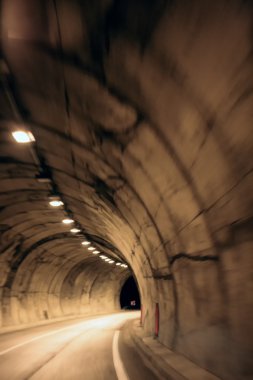 Bulanık tünel arka plan