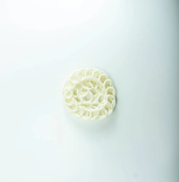 Krupuk Oder Kerupuk Traditionelle Indonesische Cracker Auf Weißem Hintergrund — Stockfoto