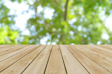 Perspektif ahşap ve bokeh arka plan ışık