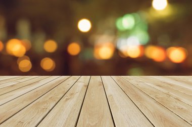 Perspektif ahşap ve bokeh arka plan ışık