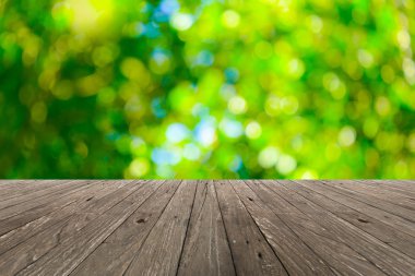Perspektif ahşap ve bokeh arka plan ışık