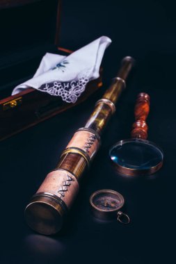 Klasik denizcilik seti pusula dürbünü büyüteç