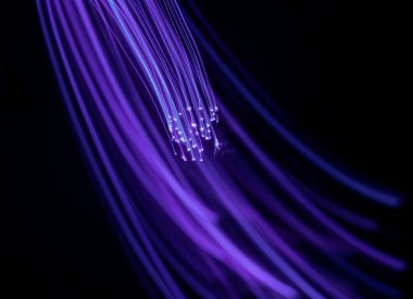 Işık soyutlaması bir çelenk ve uzun pozlama kullanılarak oluşturuldu