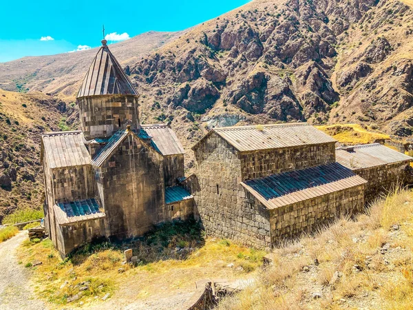 亚美尼亚Syunik省Vorotan地标附近的Vorotnavank教堂 — 图库照片