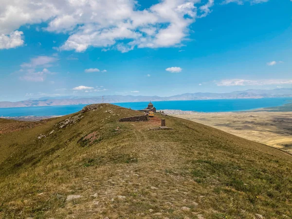 Крестовоздвиженская Церковь Горах Гегамы — стоковое фото