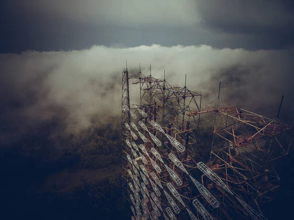 ウクライナのチェルノブイリ排他区のソ連の水平レーダーステーションドゥガ — ストック写真