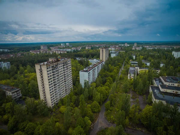 Pripyat, a ghost town, the consequences of a disaster, what a city without people looks like now, Ukraine, Chernobyl — Stock Photo, Image