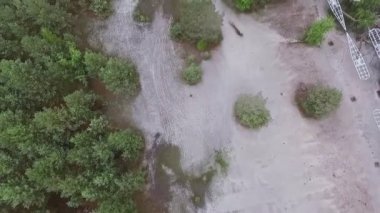 Ark, SSCB 'nin gizli bir nesnesi. Orta planda yukarıdan çekilmiş. Çernobil Şehri 2