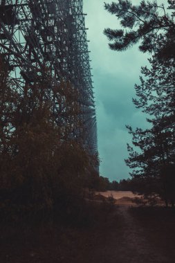Ukrayna 'nın Çernobil sınırlama bölgesindeki Sovyet radar istasyonu Duga