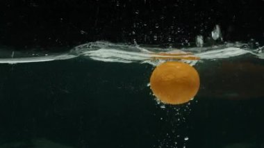 portakal suya dalıyor, ağır çekim, prores 422, bmpc4k