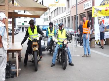 eski motosiklet gösterisi