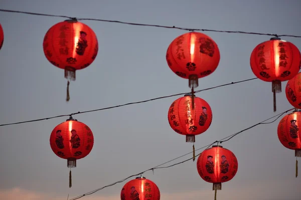 Linternas chinas decoradas hermosas en chino . —  Fotos de Stock