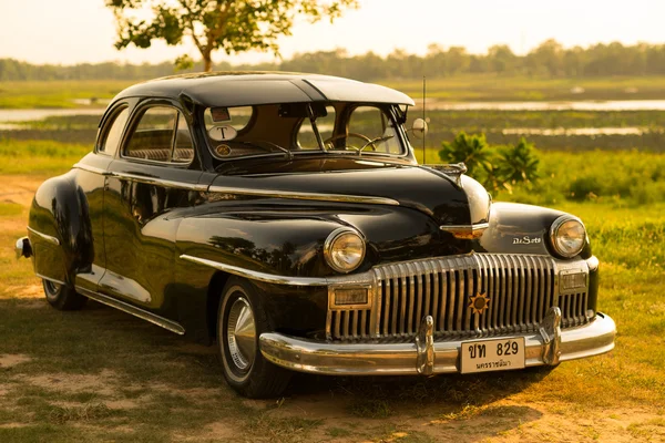 Nakhon Ratchasima, Tayland - 13 Haziran: Vintage araba Desoto bir — Stok fotoğraf