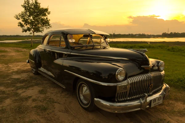 Nakhon Ratchasima, THAÏLANDE - 13 JUIN : Voiture d'époque Desoto est un — Photo