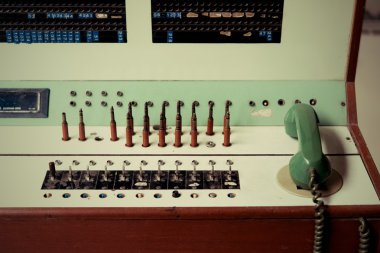 makine iletişim retro ve makine iletişim vintage