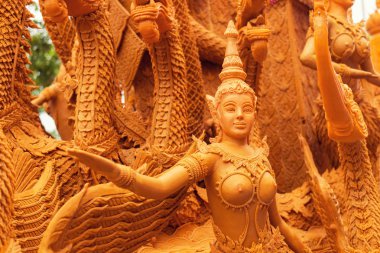 Desen edebiyat oyma Mum Festivali.