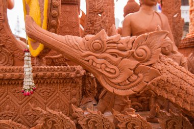 Desen edebiyat oyma Mum Festivali.