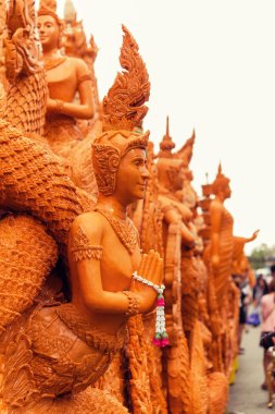 Desen edebiyat oyma Mum Festivali.