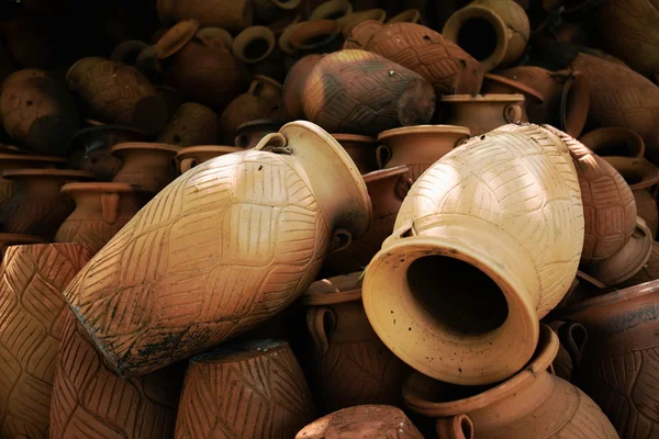 Earthenware the Arts is Beautiful and unique — Stock Photo, Image