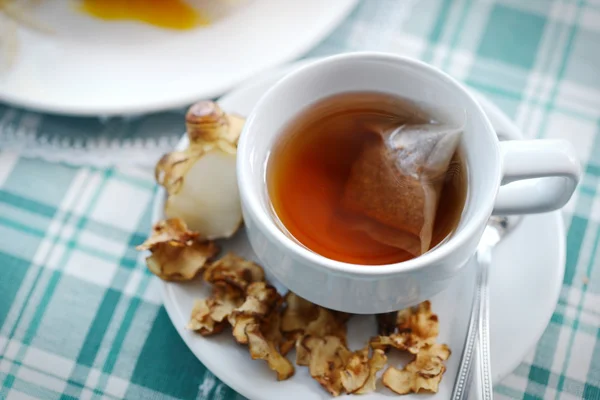 Tea maker Helianthus tuberosus Hot drinks — Stock Photo, Image