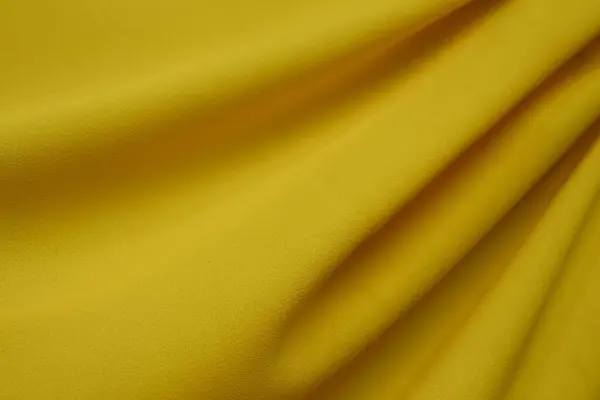 Tasarım Için Kumaşlı Parlak Sarı Ipeksi Kumaş Dokusu — Stok fotoğraf