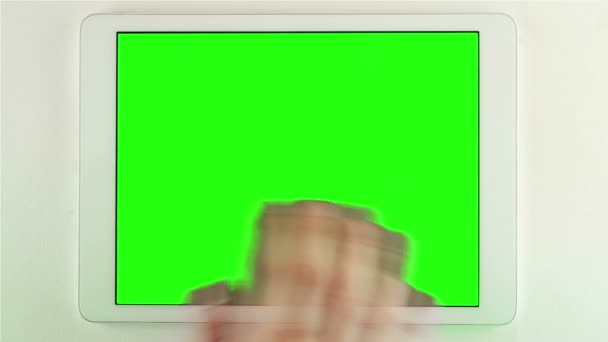 Korzystanie z tabletu z zielonym ekranem — Wideo stockowe