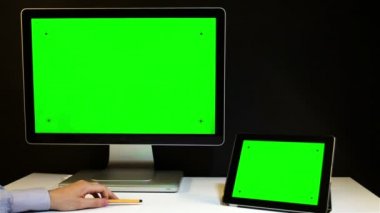 Tablet Pc ve göstermek yeşil bir ekran ile