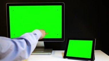 Tablet Pc ve göstermek yeşil bir ekran ile