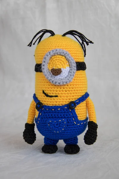Crochet lovly minion — Stock Photo, Image