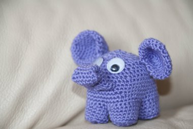 el yapımı örgü oyuncak, fil