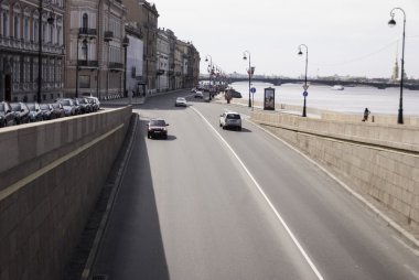 Embankmen araba trafik