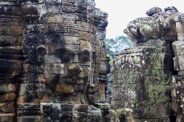 Angkor-Tom, Bayon Tapınağı 'nda taş suratlılar. Siem Reap, Kamboçya