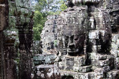 Angkor-Tom, Bayon Tapınağı 'nda taş suratlılar. Siem Reap, Kamboçya