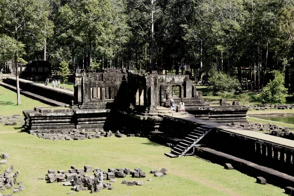 Templo Baphuon Localizado Angkor Thom Siem Reap Camboja — Fotografia de Stock