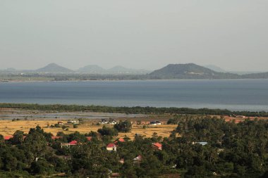 Chhak Kep Koyu 'nun manzarası. Kep, Kamboçya