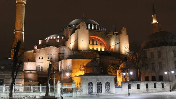 Wspaniała Struktura Architektoniczna Nocny Widok Hagia Sophia Meczet — Zdjęcie stockowe