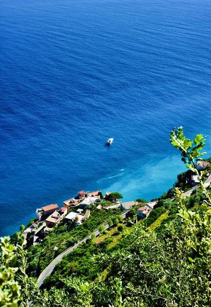 Amalfi sahilinin en üst manzarası. İtalya.