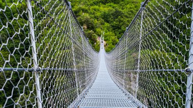 Laviano, Campania, İtalya 'nın Tibet Köprüsü manzarası