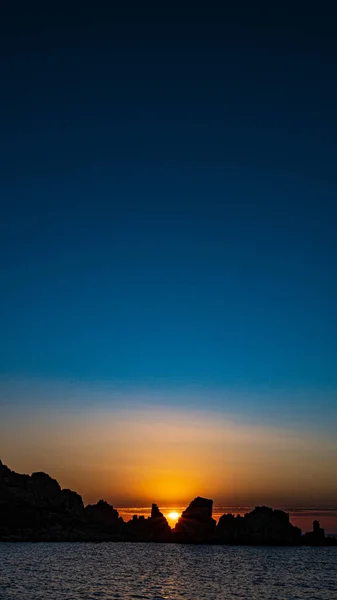 Atardecer Vista Mar Con Costa Cerdeña Italia — Foto de Stock