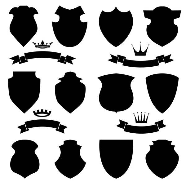 Kalkanlar, kron ve şık şerit izole üzerinde beyaz arka plan ayarlamak