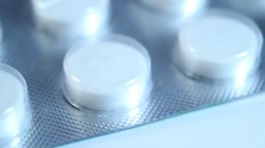 Döndürme hapları. Tabletleri kapatın. Eczane.