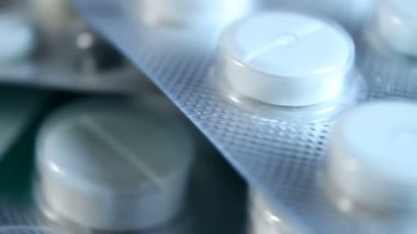 Döndürme hapları. Tabletleri kapatın. Eczane.