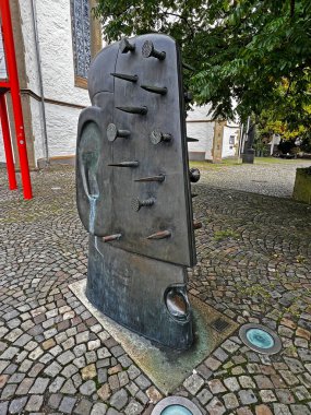 Şehir caddesindeki anıt, Osnabruck, Almanya 07.10.2025