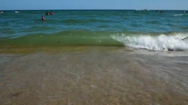 Sudan deniz yüzeyinin görüntüsü 