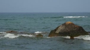 Deniz dalgaları. Yukarıdan görüntüle