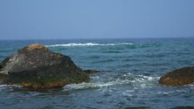 Deniz dalgaları. Yukarıdan görüntüle