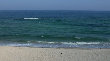 Deniz dalgaları. Yukarıdan görüntüle