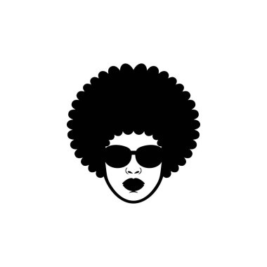 Afro saç kesimi ve güneş gözlüklü şık kadın baş vektörü. Monokromatik tasarım 70 'ler / 80' ler teması, moda, güzellik markası veya klasik müzik logosu için mükemmeldir..